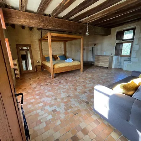 לינה וארוחת בוקר Seigneurie Du Bois Moreau