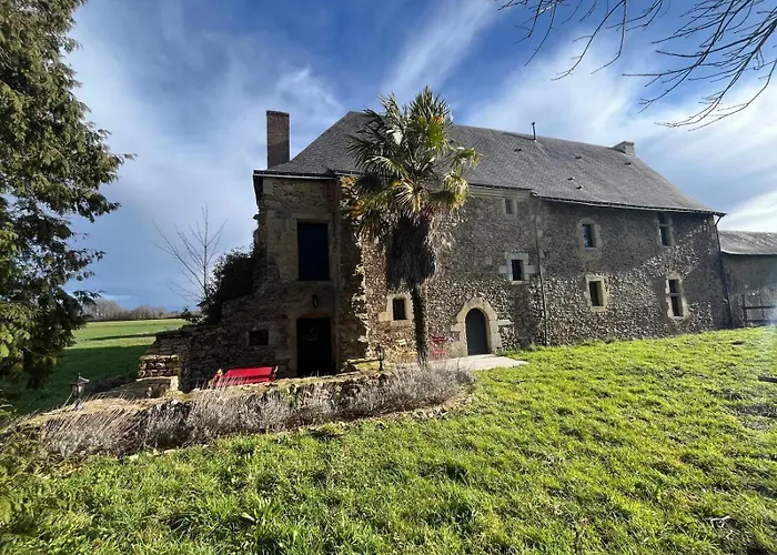 Seigneurie Du Bois Moreau Bed & Breakfast Durtal