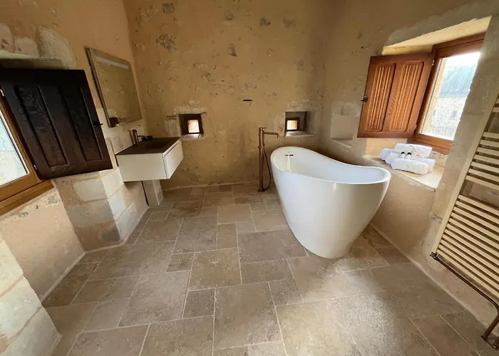 Seigneurie Du Bois Moreau 住宿加早餐酒店 德尔塔